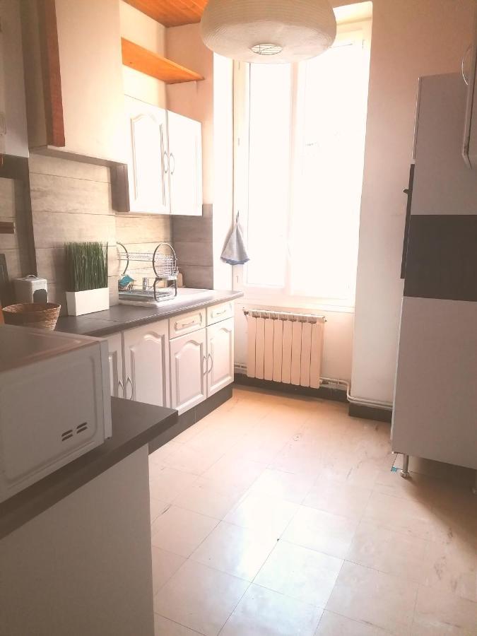 Appartement Spacieux Et Agreable 马赛 外观 照片